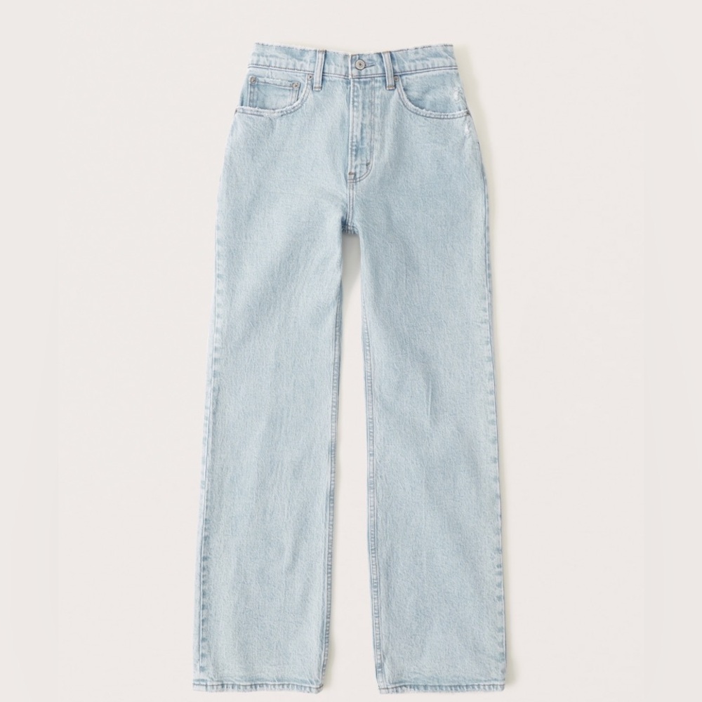 Abercrombie & Fitch Curve Love High Rise 90s Relaxed Jean - Light Wash - 29 - R